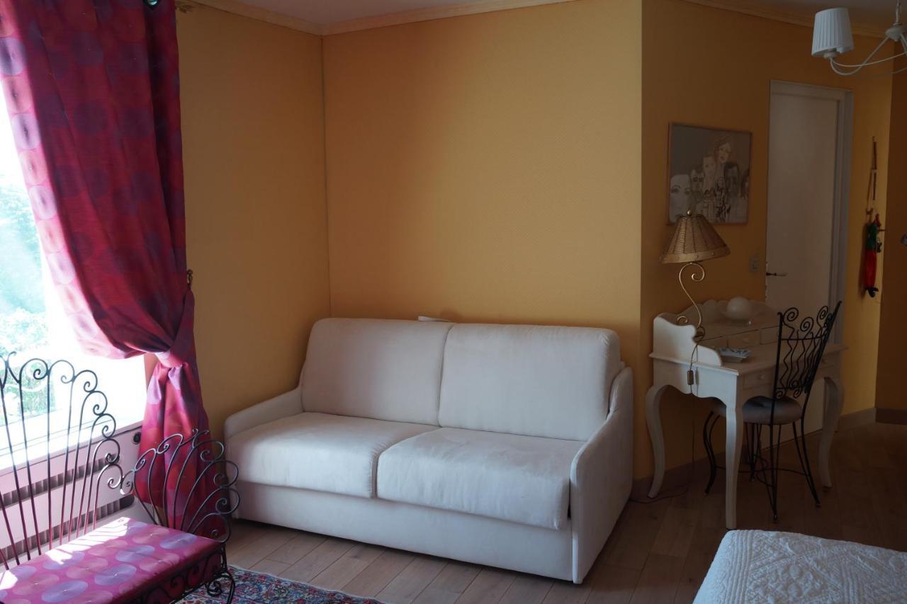 La Gallina Bianca Feucherolles Εξωτερικό φωτογραφία